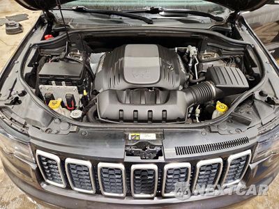Zdjęcie 12 z 13 samochodu: 2018 JEEP GRAND CHEROKEE LIMITED VIN:1C4RJFBT4JC118552 - miniatura