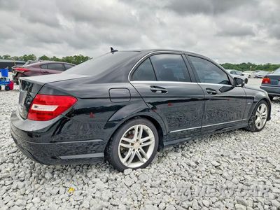 Trzecie zdjęcie samochodu z tyłu: 2012 MERCEDES-BENZ C 250 VIN:WDDGF4HB6CR218461 - miniatura