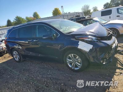 Czwarte zdjęcie samochodu z boku: 2022 TOYOTA SIENNA PLATINUM 7-PASSENGER VIN:5TDESKFC3NS063921 - miniatura