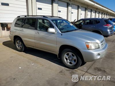 Czwarte zdjęcie samochodu z boku: 2007 TOYOTA HIGHLANDER BASE VIN:JTEGD21A270167262 - miniatura