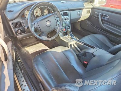 Zdjęcie 8 z 12 samochodu: 1999 MERCEDES-BENZ SLK 230 KOMPRESSOR VIN:WDBKK47F4XF094426 - miniatura