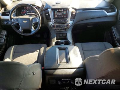 Zdjęcie 8 z 13 samochodu: 2018 CHEVROLET SUBURBAN K1500 LS VIN:1GNSKGKC2JR402691 - miniatura