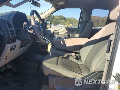 Zdjęcie 7 z 12 samochodu: 2019 FORD F150 SUPER CAB VIN:1FTFX1E55KKD84560 - miniatura
