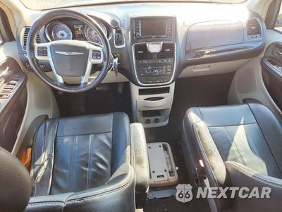 Zdjęcie 8 z 13 samochodu: 2013 CHRYSLER TOWN & COUNTRY TOURING VIN:2C4RC1BG6DR776627 - miniatura