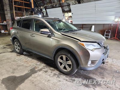 Czwarte zdjęcie samochodu z boku: 2015 TOYOTA RAV4 XLE VIN:JTMRFREV8FD156352 - miniatura