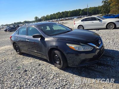 Czwarte zdjęcie samochodu z boku: 2017 NISSAN ALTIMA 2.5 S VIN:1N4AL3AP5HC161761 - miniatura