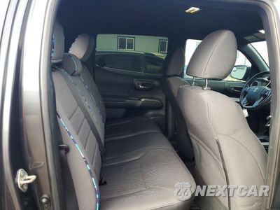 Zdjęcie 10 z 12 samochodu: 2017 TOYOTA TACOMA SR V6 VIN:3TMCZ5AN0HM061335 - miniatura