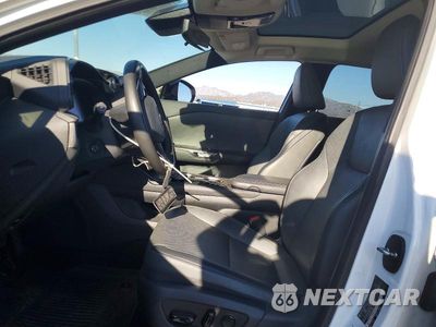 Zdjęcie 7 z 13 samochodu: 2023 LEXUS RZ 450E VIN:JTJAAAAB5PA018941 - miniatura