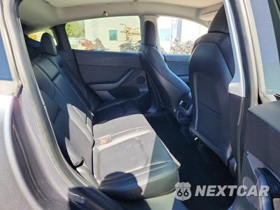 Zdjęcie 10 z 13 samochodu: 2021 TESLA MODEL Y VIN:5YJYGDED2MF124392 - miniatura
