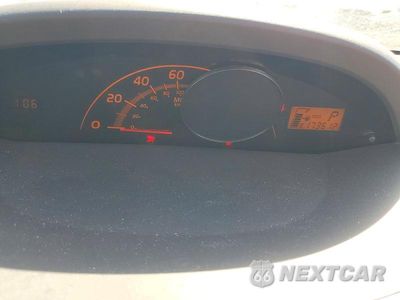 Zdjęcie 9 z 12 samochodu: 2009 TOYOTA YARIS BASE VIN:JTDKT903995243000 - miniatura