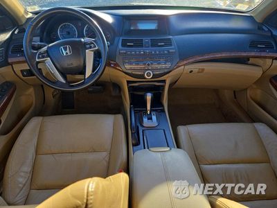 Zdjęcie 8 z 12 samochodu: 2012 HONDA ACCORD EXL VIN:1HGCP3F8XCA027519 - miniatura