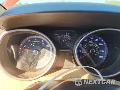 Zdjęcie 9 z 12 samochodu: 2011 HYUNDAI ELANTRA GLS VIN:KMHDH4AE3BU150462 - miniatura