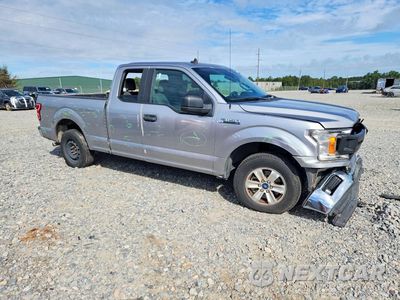 Czwarte zdjęcie samochodu z boku: 2020 FORD F150 SUPER CAB VIN:1FTEX1CB7LFC18166 - miniatura