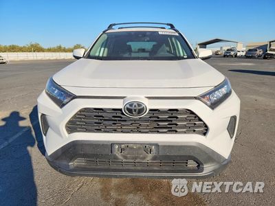 Piąte zdjęcie samochodu w środku: 2020 TOYOTA RAV4 LE VIN:2T3K1RFV3LW087728 - miniatura