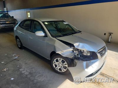 Czwarte zdjęcie samochodu z boku: 2009 HYUNDAI ELANTRA GLS VIN:KMHDU46D79U737558 - miniatura