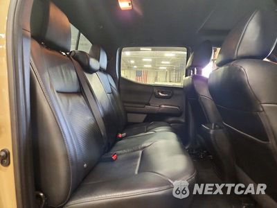 Zdjęcie 10 z 12 samochodu: 2020 TOYOTA TACOMA SR V6 VIN:5TFCZ5AN1LX221239 - miniatura
