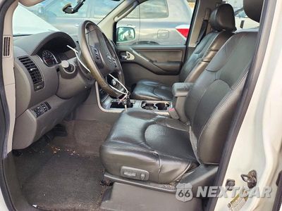 Zdjęcie 7 z 13 samochodu: 2006 NISSAN PATHFINDER SE VIN:5N1AR18U26C620598 - miniatura