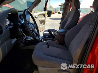 Zdjęcie 7 z 12 samochodu: 2003 JEEP LIBERTY LIMITED VIN:1J4GL58K53W610531 - miniatura