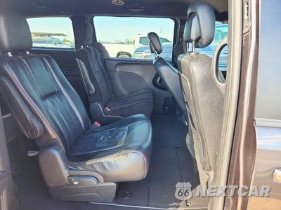 Zdjęcie 10 z 12 samochodu: 2019 DODGE GRAND CARAVAN GT VIN:2C4RDGEG9KR618002 - miniatura