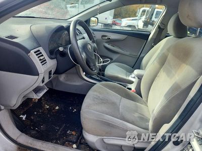 Zdjęcie 7 z 12 samochodu: 2013 TOYOTA COROLLA L VIN:2T1BU4EE6DC064564 - miniatura