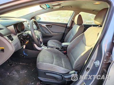 Zdjęcie 7 z 12 samochodu: 2013 HYUNDAI ELANTRA GLS VIN:KMHDH4AE8DU752731 - miniatura