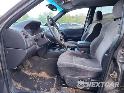 Zdjęcie 7 z 13 samochodu: 2000 JEEP GRAND CHEROKEE LAREDO VIN:1J4GW48NXYC168947 - miniatura