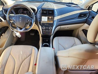 Zdjęcie 8 z 13 samochodu: 2019 LINCOLN MKC RESERVE VIN:5LMCJ3D97KUL32087 - miniatura