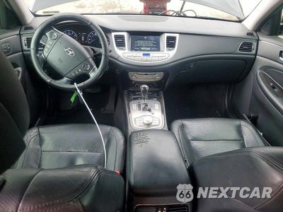 Zdjęcie 8 z 12 samochodu: 2013 HYUNDAI GENESIS 5.0L VIN:KMHGC4DH9DU219241 - miniatura