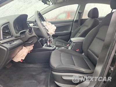 Zdjęcie 7 z 12 samochodu: 2018 HYUNDAI ELANTRA SE VIN:5NPD74LF4JH383014 - miniatura