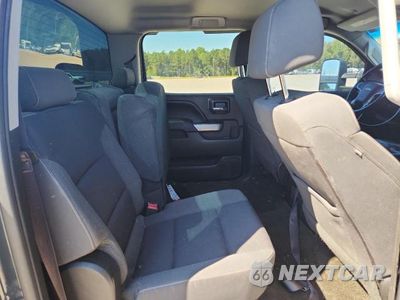 Zdjęcie 10 z 12 samochodu: 2017 CHEVROLET SILVERADO K1500 LT VIN:3GCUKREC3HG377108 - miniatura