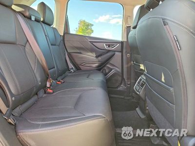 Zdjęcie 11 z 14 samochodu: 2021 SUBARU FORESTER TOURING VIN:JF2SKAXC8MH421479 - miniatura