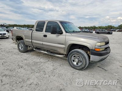 Czwarte zdjęcie samochodu z boku: 2002 CHEVROLET SILVERADO C2500 HEAVY DUTY VIN:1GCHC29U02E194904 - miniatura