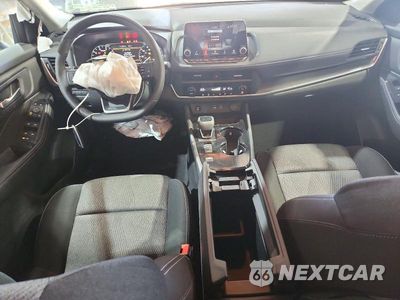 Zdjęcie 8 z 13 samochodu: 2025 NISSAN ROGUE SV VIN:5N1BT3BA6SC791686 - miniatura