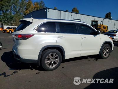 Trzecie zdjęcie samochodu z tyłu: 2015 TOYOTA HIGHLANDER XLE VIN:5TDJKRFH1FS098848 - miniatura