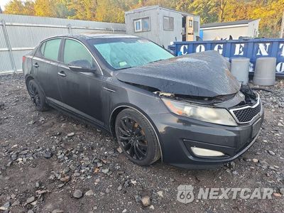 Czwarte zdjęcie samochodu z boku: 2013 KIA OPTIMA SX VIN:5XXGR4A62DG182447 - miniatura