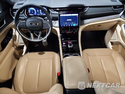 Zdjęcie 8 z 13 samochodu: 2023 JEEP GRAND CHEROKEE LIMITED VIN:1C4RJHBG8PC612307 - miniatura