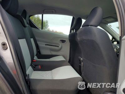 Zdjęcie 11 z 13 samochodu: 2014 TOYOTA PRIUS C TWO VIN:JTDKDTB37E1569466 - miniatura