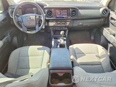 Zdjęcie 8 z 12 samochodu: 2021 TOYOTA TACOMA SR VIN:5TFAX5GN8MX190111 - miniatura