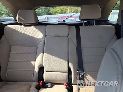 Zdjęcie 10 z 13 samochodu: 2018 KIA SORENTO LX VIN:5XYPGDA35JG426482 - miniatura