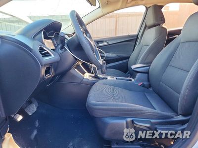 Zdjęcie 7 z 12 samochodu: 2017 CHEVROLET CRUZE LS VIN:1G1BC5SM3H7266878 - miniatura