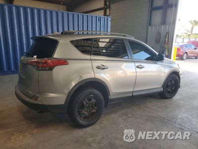 Trzecie zdjęcie samochodu z tyłu: 2017 TOYOTA RAV4 LE VIN:2T3BFREV4HW660503 - miniatura