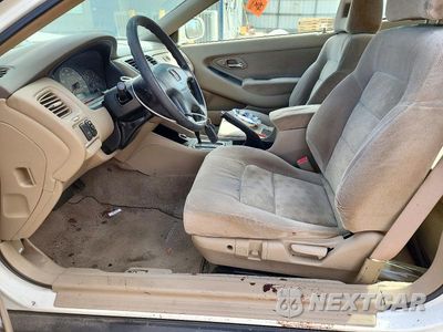 Zdjęcie 7 z 12 samochodu: 2002 HONDA ACCORD SE VIN:1HGCG32002A005639 - miniatura