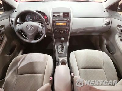 Zdjęcie 8 z 12 samochodu: 2009 TOYOTA COROLLA LE VIN:JTDBL40E599036052 - miniatura