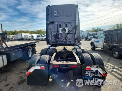 Zdjęcie 6 z 13 samochodu: 2008 FREIGHTLINER CASCADIA SEMI TRUCK VIN:1FUJGLCK78LZ65858 - miniatura