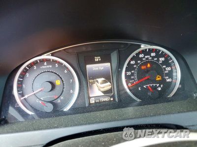 Zdjęcie 9 z 12 samochodu: 2015 TOYOTA CAMRY SE VIN:4T1BF1FK3FU052015 - miniatura