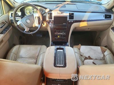 Zdjęcie 8 z 13 samochodu: 2012 CADILLAC ESCALADE ESV PREMIUM VIN:1GYS4JEF8CR223042 - miniatura