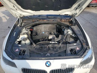 Zdjęcie 11 z 12 samochodu: 2012 BMW 528 XI VIN:WBAXH5C55CDW10305 - miniatura