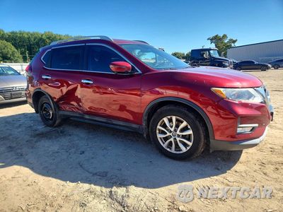 Czwarte zdjęcie samochodu z boku: 2018 NISSAN ROGUE SV VIN:5N1AT2MT4JC807323 - miniatura