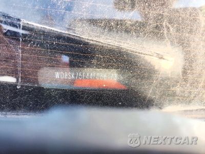 Zdjęcie 12 z 12 samochodu: 2004 MERCEDES-BENZ SL 500 VIN:WDBSK75F44F066173 - miniatura