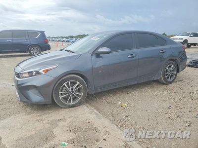 2023 KIA FORTE LXS 3KPF24AD9PE581156 - główne zdjęcie licytacji z USA - miniatura